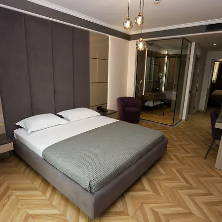 Hotell Belvedere & 4*