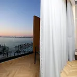 Belvedere & Hotel Vlorë