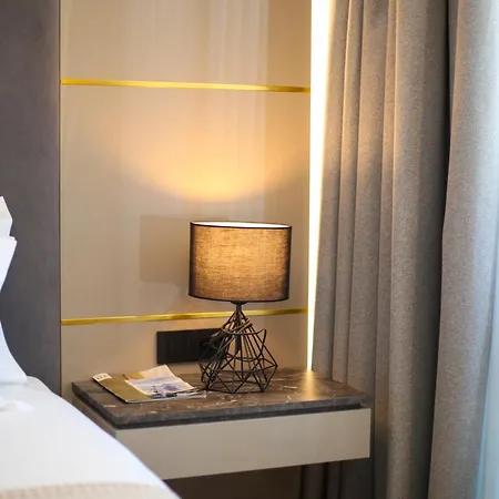 Belvedere & Szálloda