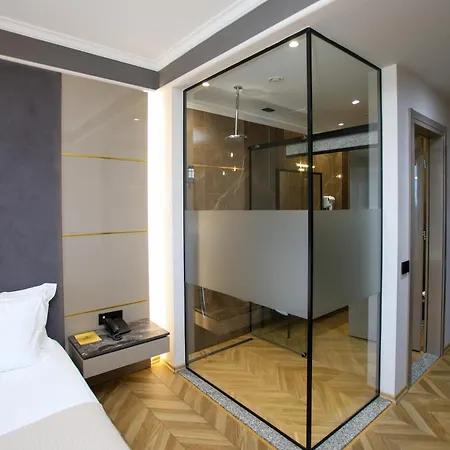 Hotel Belvedere &